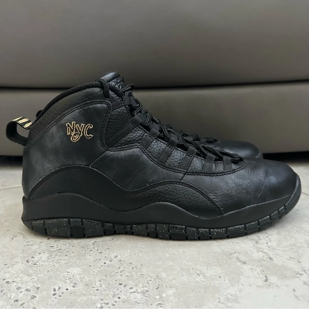 Jordan 10 Retro Sneaker Size 11.5 Men